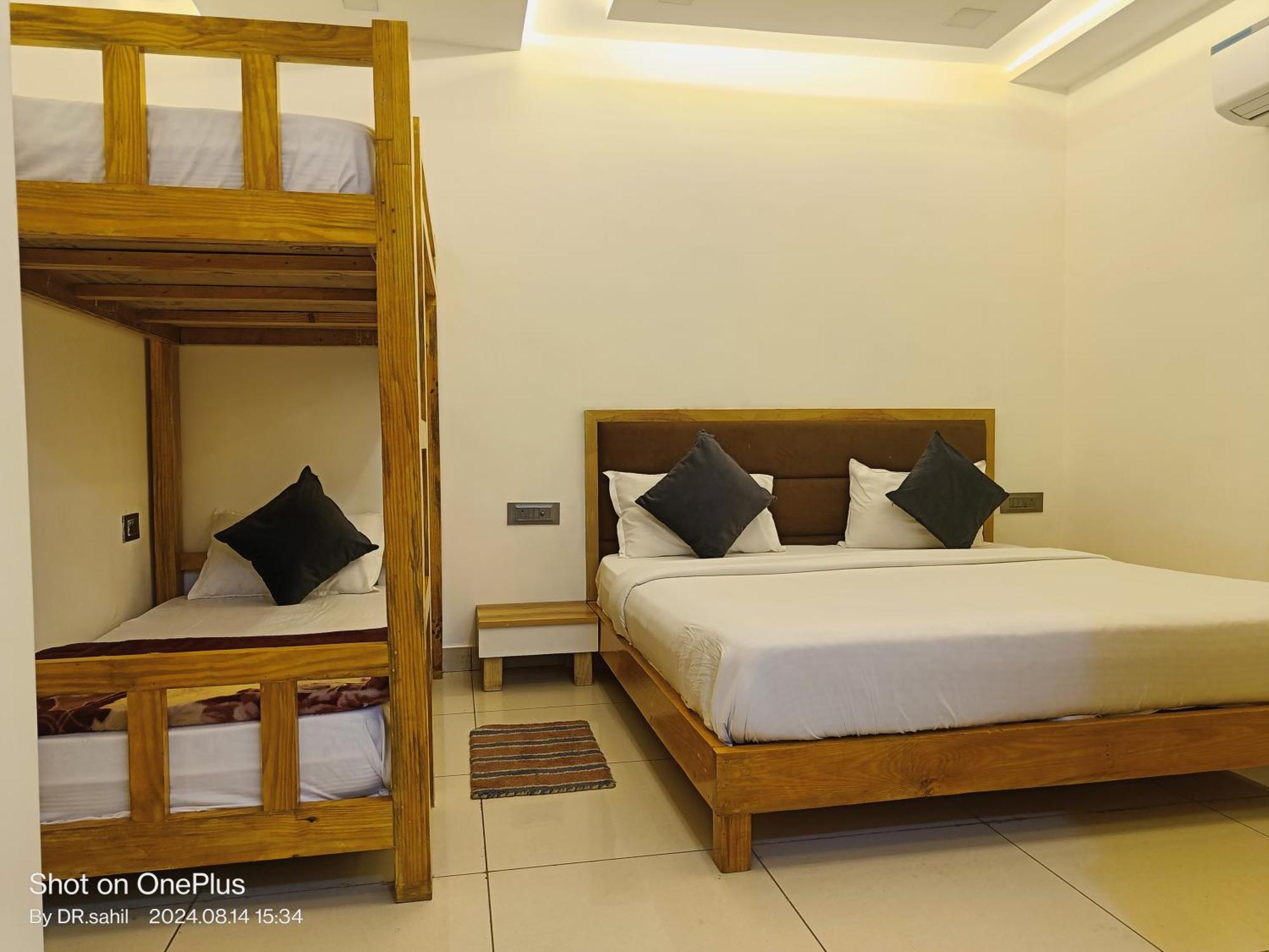 G Vibes Guest House อัครา ภายนอก รูปภาพ